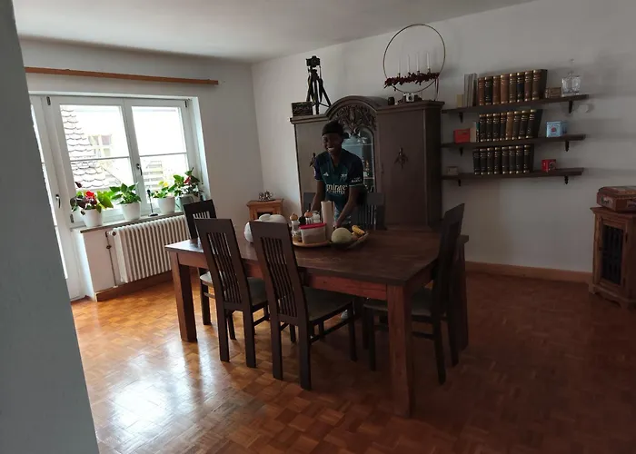 Gemuetliche Im Historischen Hostel *